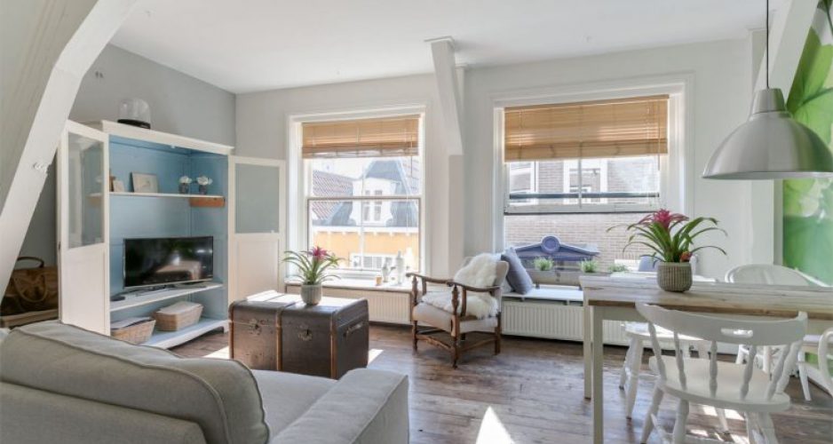 Grote-overstraat-67i-woonkamer-770x481